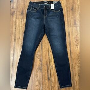 TORRID Bombshell skinny jeans size 14R
